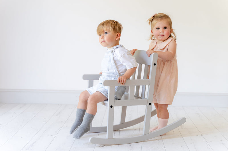 💛 Why Socks Matter: The Surprising Impact of the Right Fit on Baby Comfort