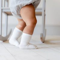 Classic Non-Slip Stay-on Socks - Neutral