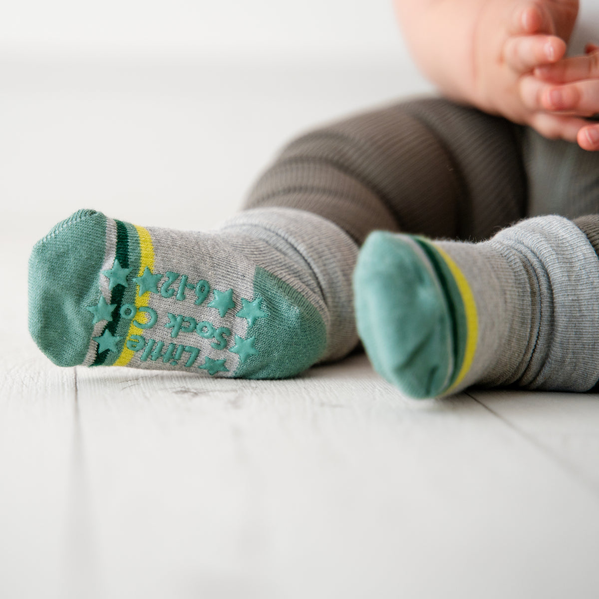 Non-Slip Stay-on Baby + Toddler Socks in Benedict