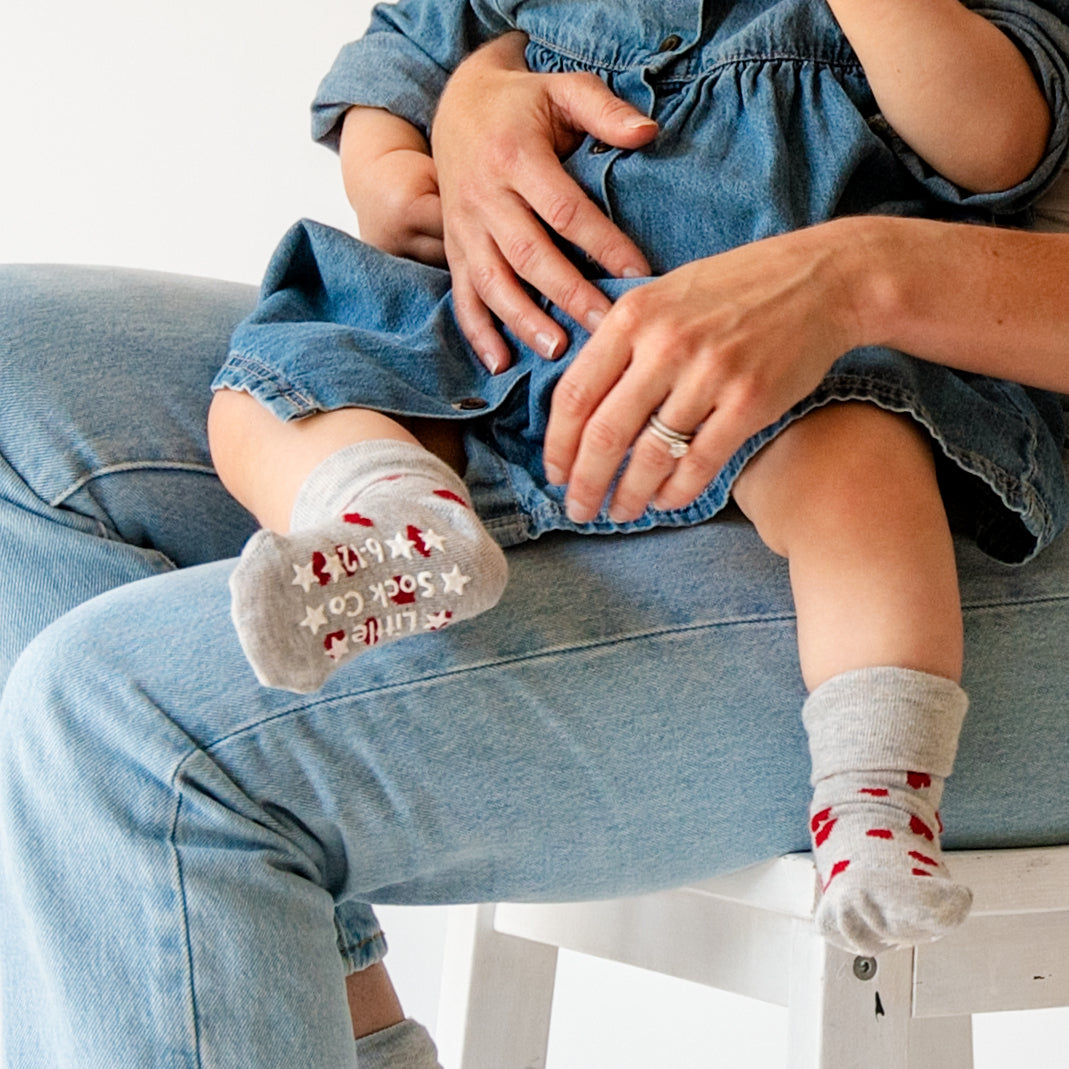 Stay-on, Non-Slip Crimson Red Velvet Booties + Hart Sock Bundle