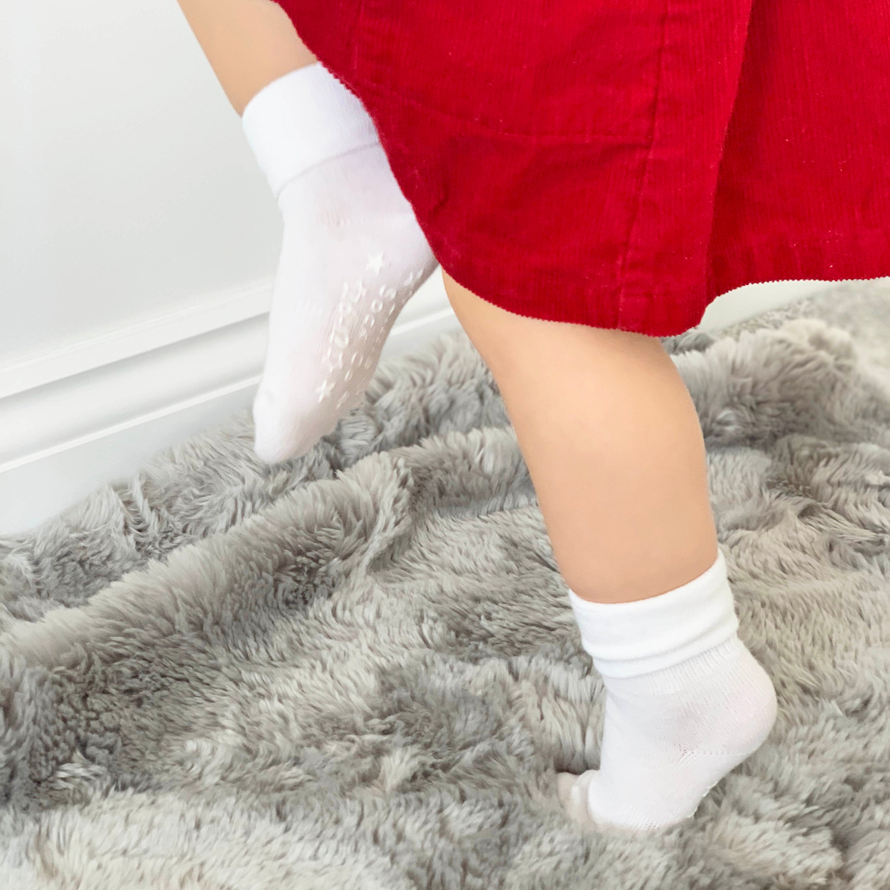 Red sale toddler socks